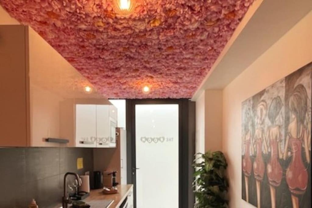 Appartement Balneo Et Sauna Prives The Red Room มอกิโอ ภายนอก รูปภาพ